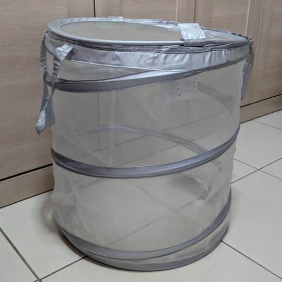 [SOLD] FYLLEN Laundry basket storage organizer - Picture 1 of 2